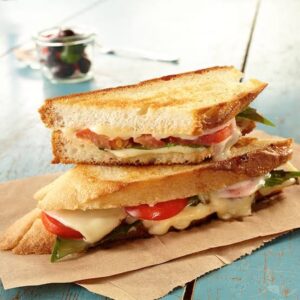 Ri – Cheese Tomato Grilled Sandwich