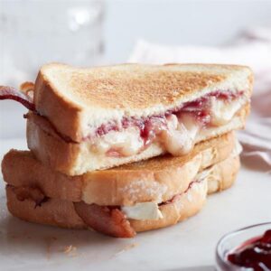 Ri – Cheese Jam Sandwich