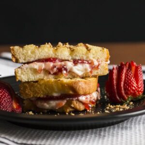 Fz – Strawberry Sandwich